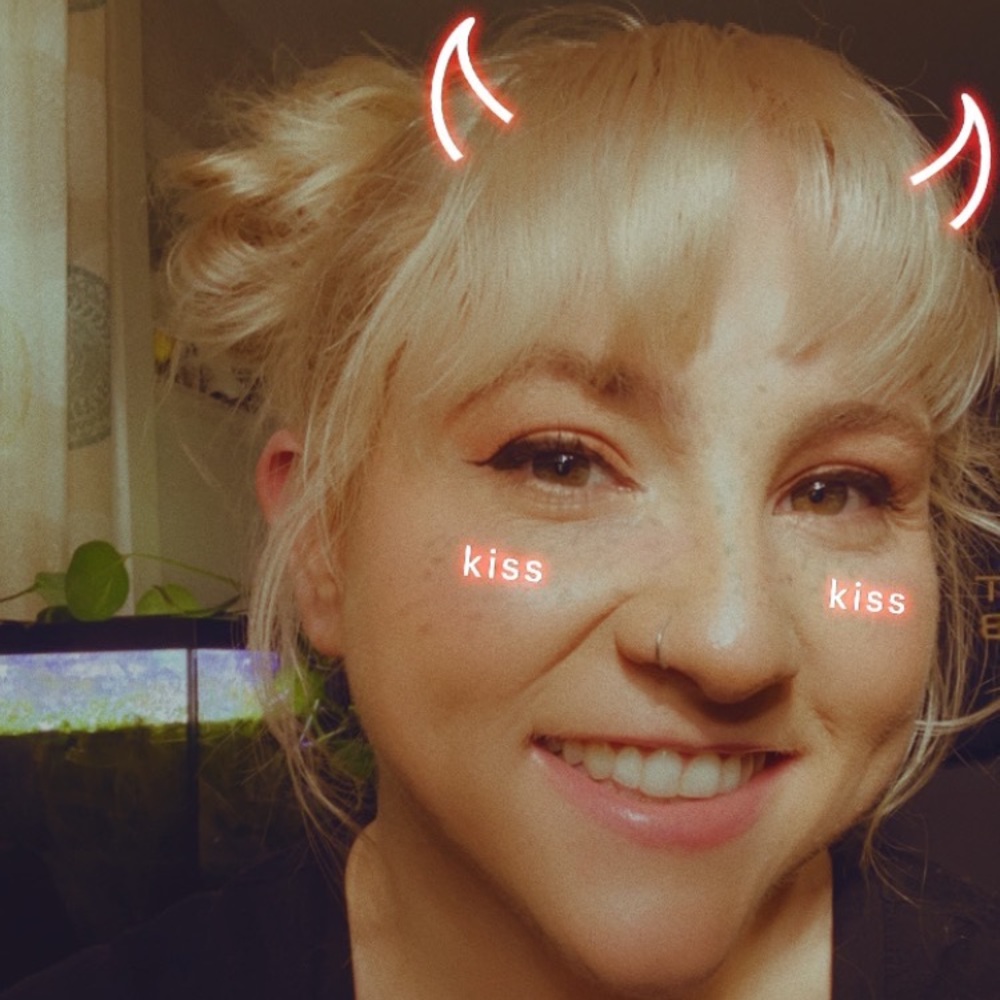 Meet your Posher, Hannah